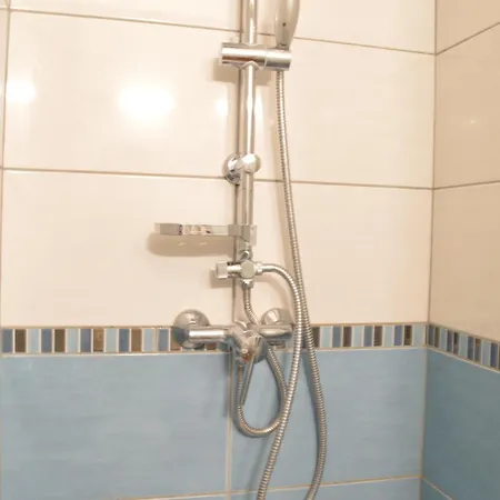 Pavillon Familial 3 Pieces, Mezzanine, 6 Couchages, Proche Et Commerces A Saint Pierre La - Fr-1-229d-106 *